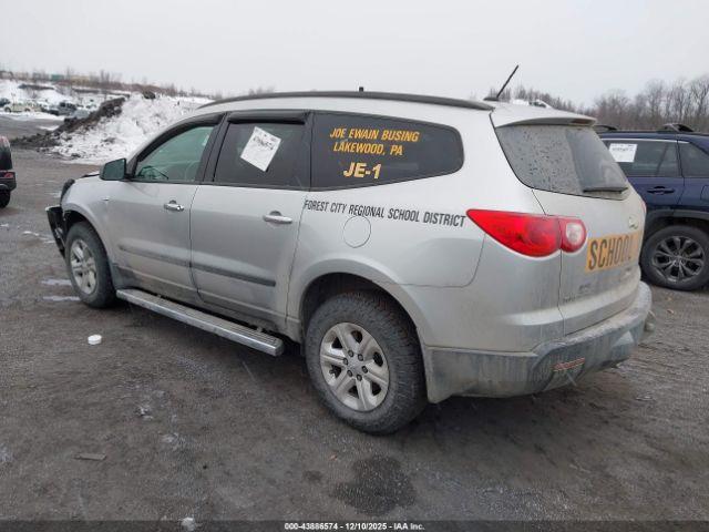 Chevrolet Traverse Ls Image 16