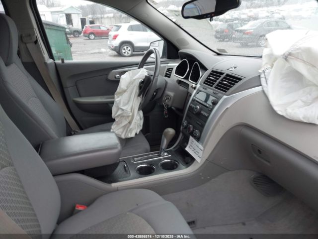 Chevrolet Traverse Ls Image 7