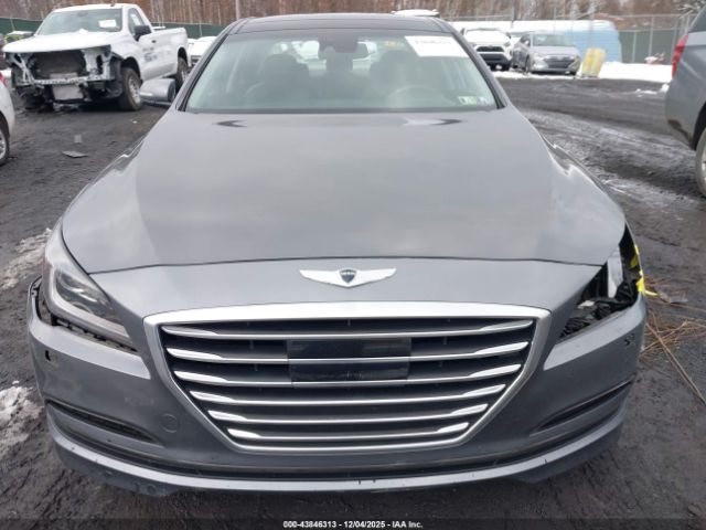 Hyundai Genesis 3.8 Image 4