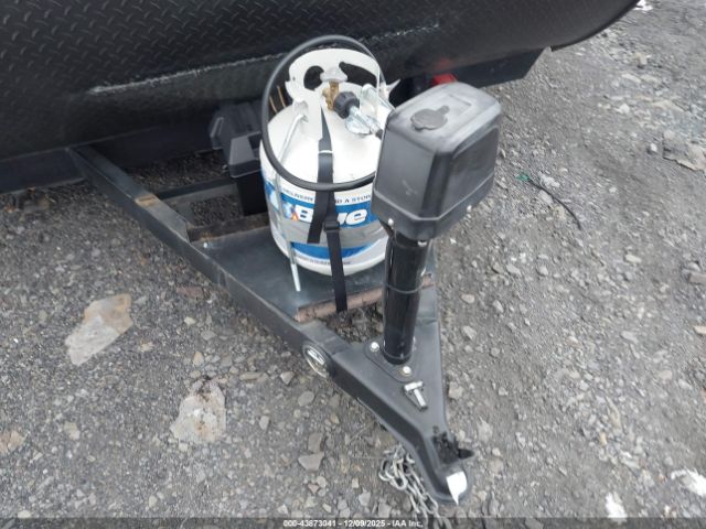 Forest River No Boundaries Image 11