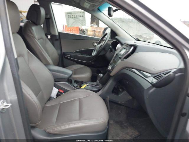 Hyundai SANTA FE Gls Image 16