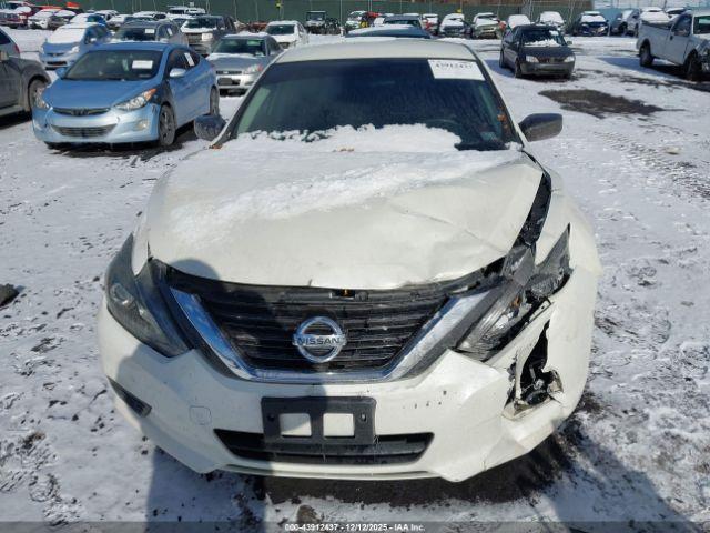 Nissan Altima 2.5 Sr Image 11