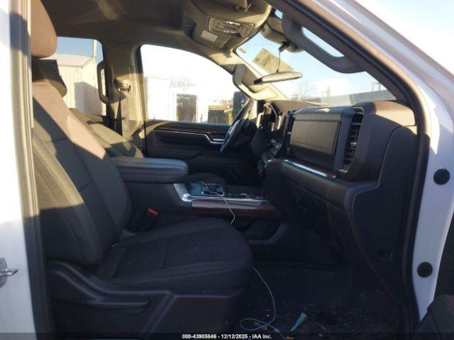 Chevrolet Silverado 2500 4wd  Standard Bed Lt Image 9