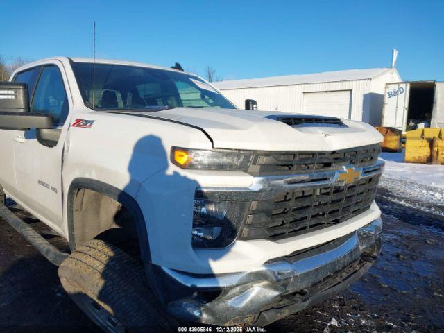 Chevrolet Silverado 2500 4wd  Standard Bed Lt Image 11