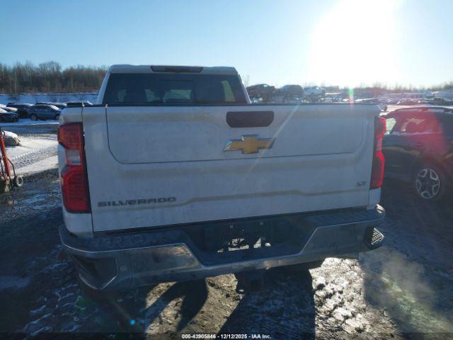 Chevrolet Silverado 2500 4wd  Standard Bed Lt Image 15