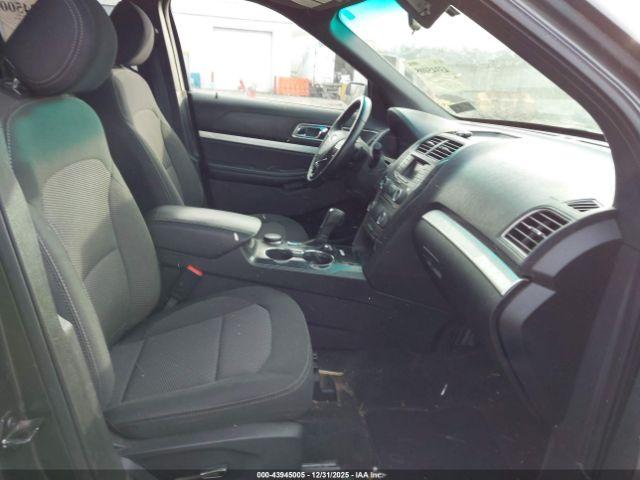 Ford Explorer Xlt Image 9