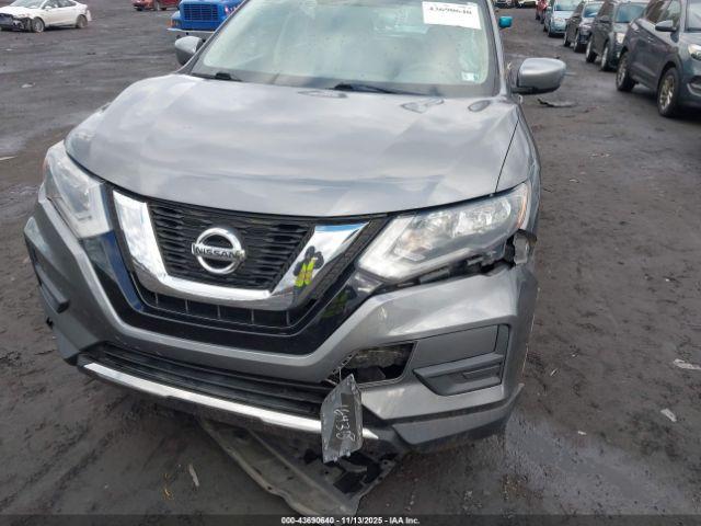 Nissan Rogue S Image 8