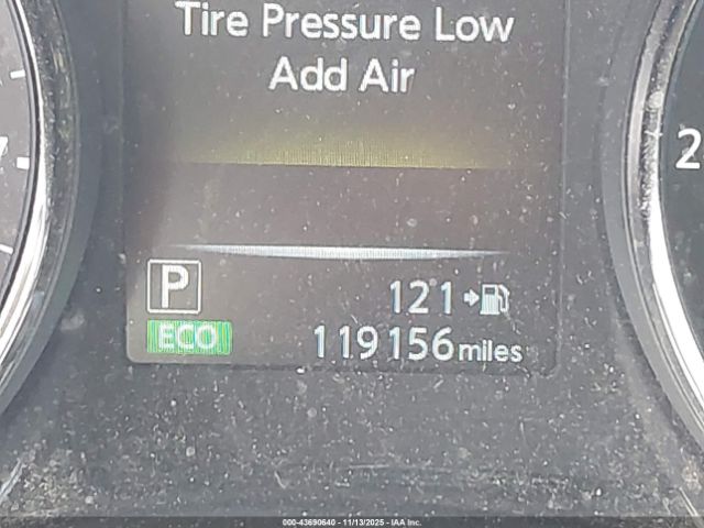 Nissan Rogue S Image 11