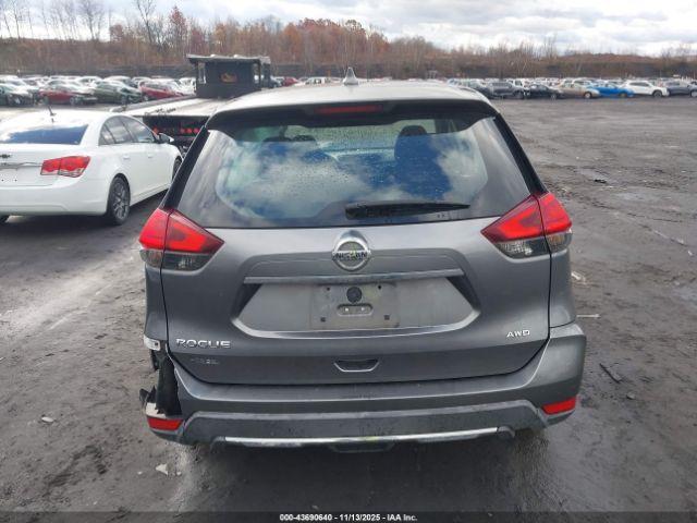 Nissan Rogue S Image 13