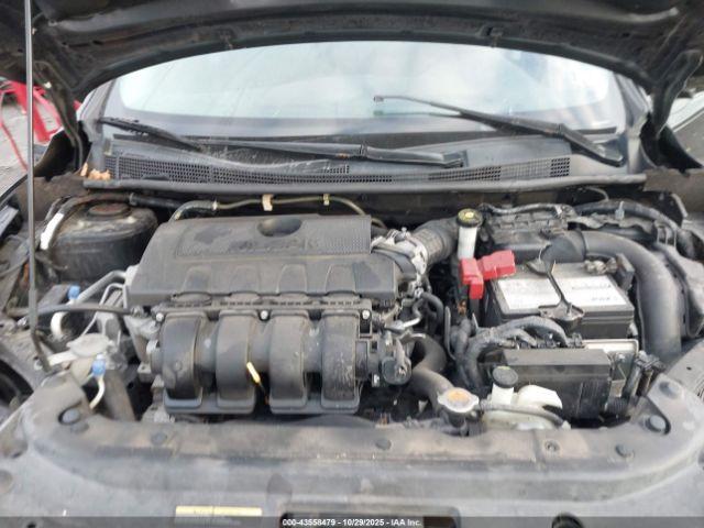 Nissan Sentra S Image 2