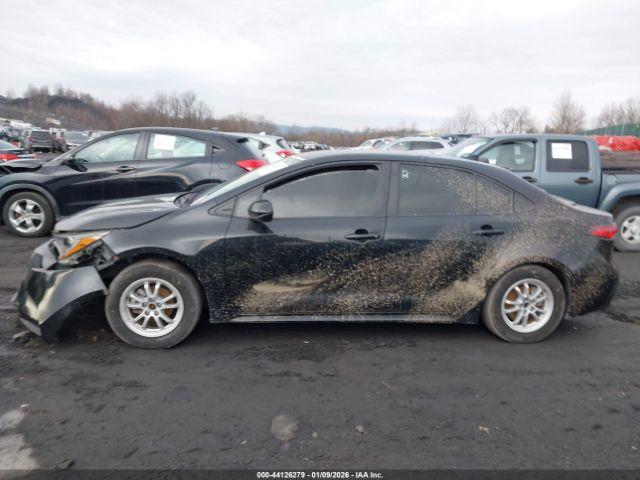 Toyota Corolla Hybrid Le Image 9