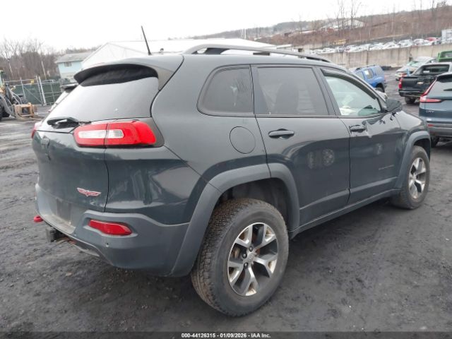 Jeep Cherokee Trailhawk Image 7