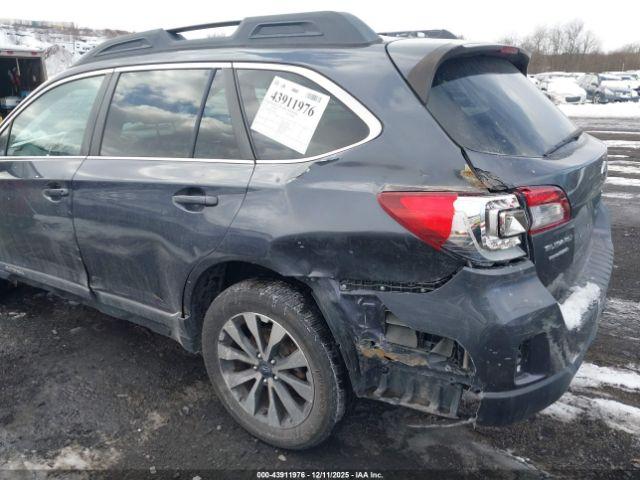 Subaru Outback 2.5i Limited Image 4
