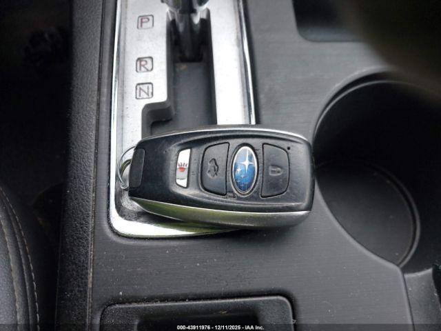 Subaru Outback 2.5i Limited Image 12