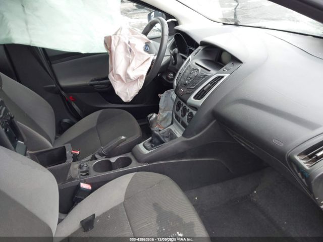 Ford Focus Se Image 7