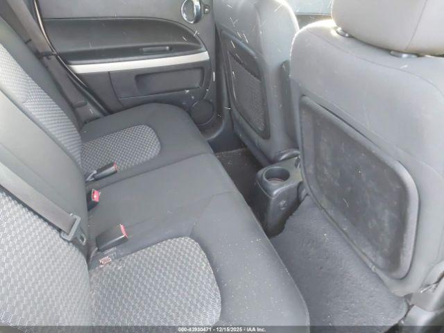 Chevrolet HHR Ls Image 12