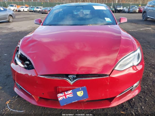 Tesla Model S Image 10