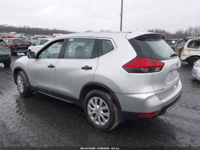 Nissan Rogue S Image 10