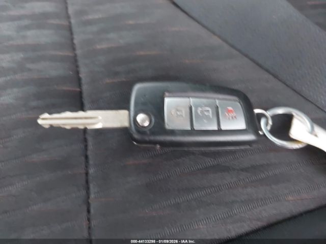 Nissan Rogue S Image 6